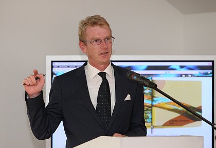 Director Deutsche Bank, M. Raubuch